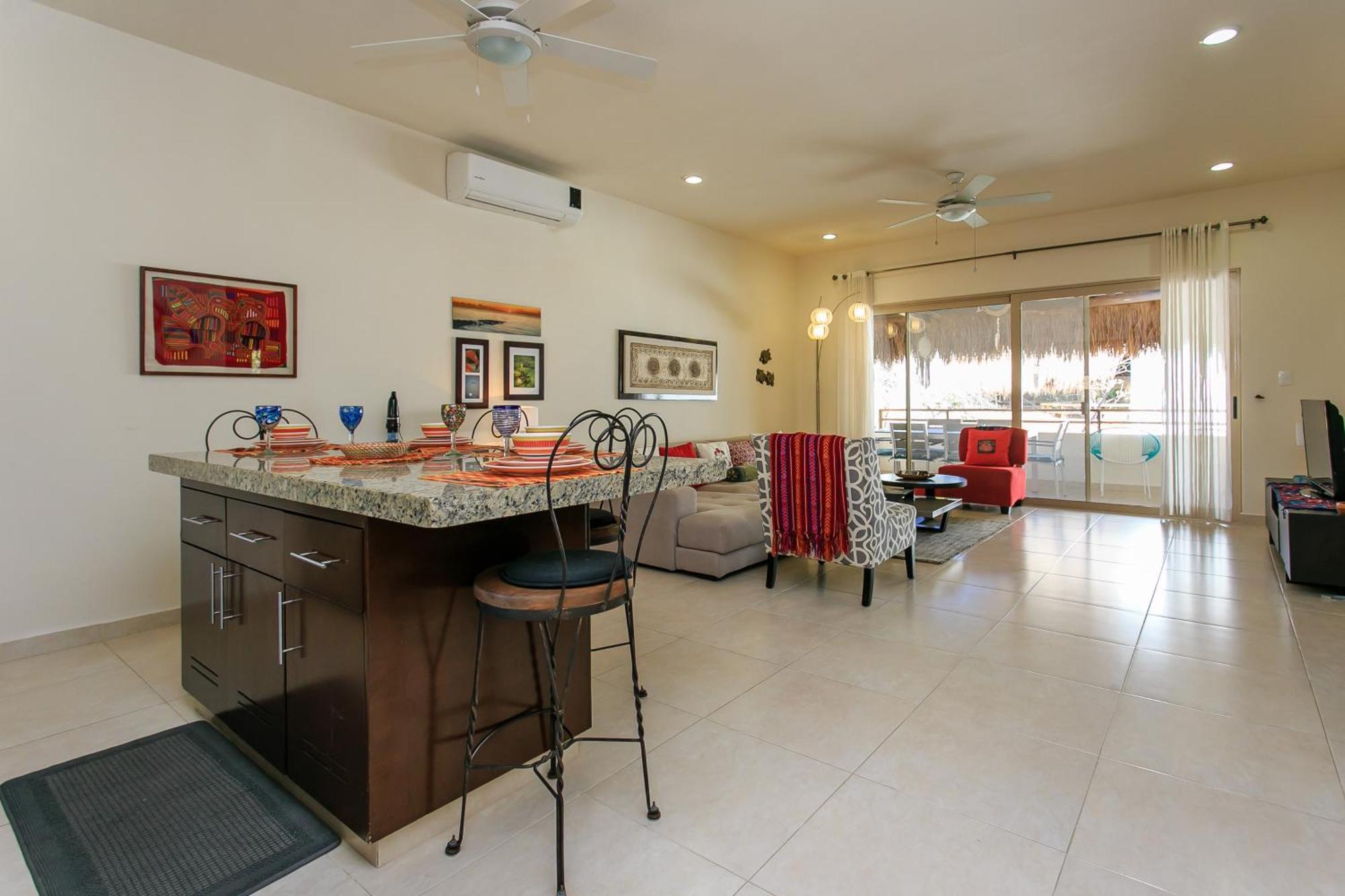 Luzera - With Ample Private Roof & Jacuzzi & Bbq