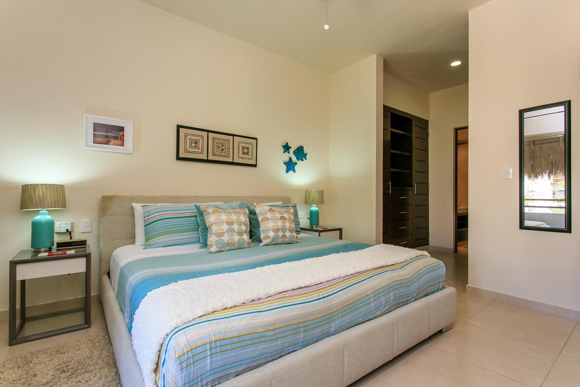 Luzera - With Ample Private Roof & Jacuzzi & Bbq Tulum